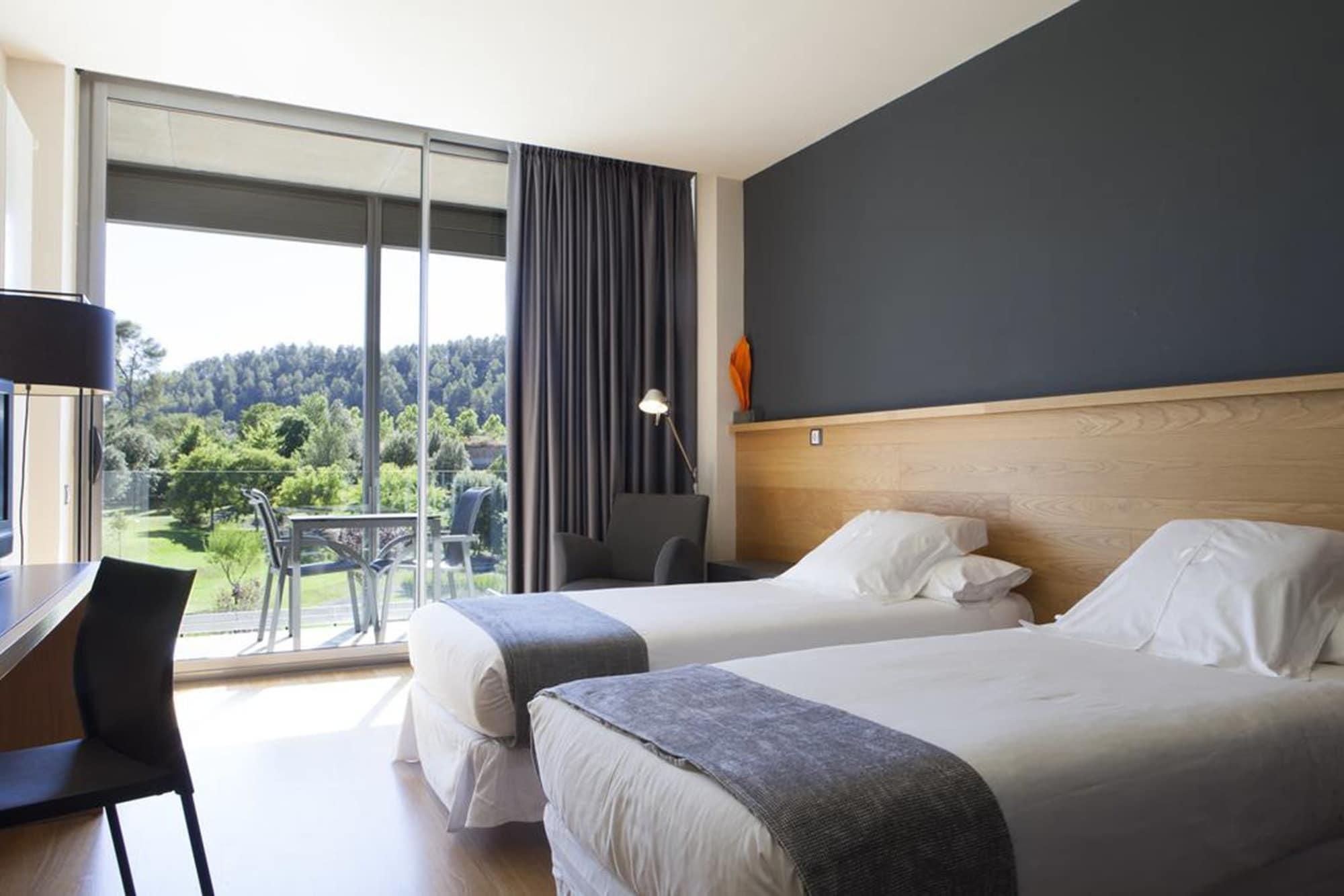 Hotel Mon Sant Benet Sant Fruitos de Bages Exterior photo