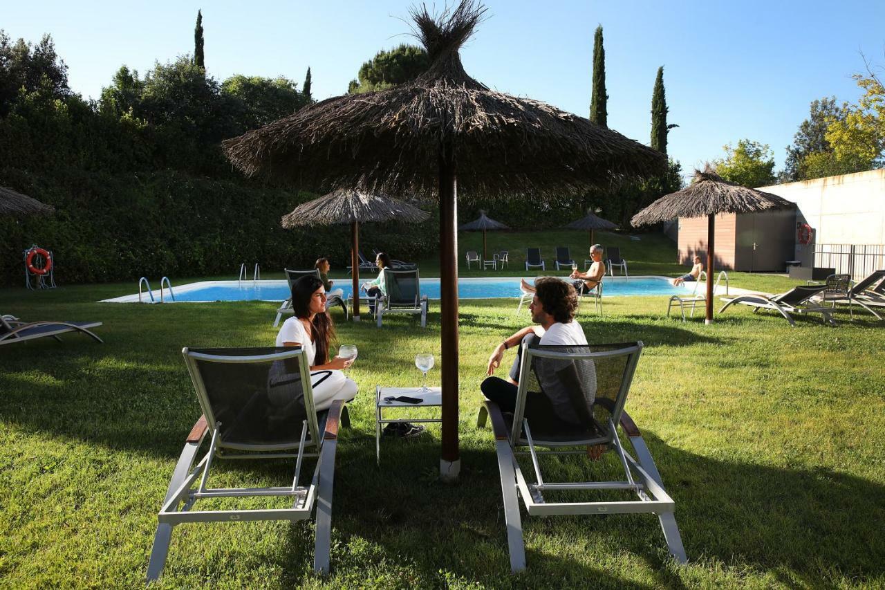 Hotel Mon Sant Benet Sant Fruitos de Bages Exterior photo